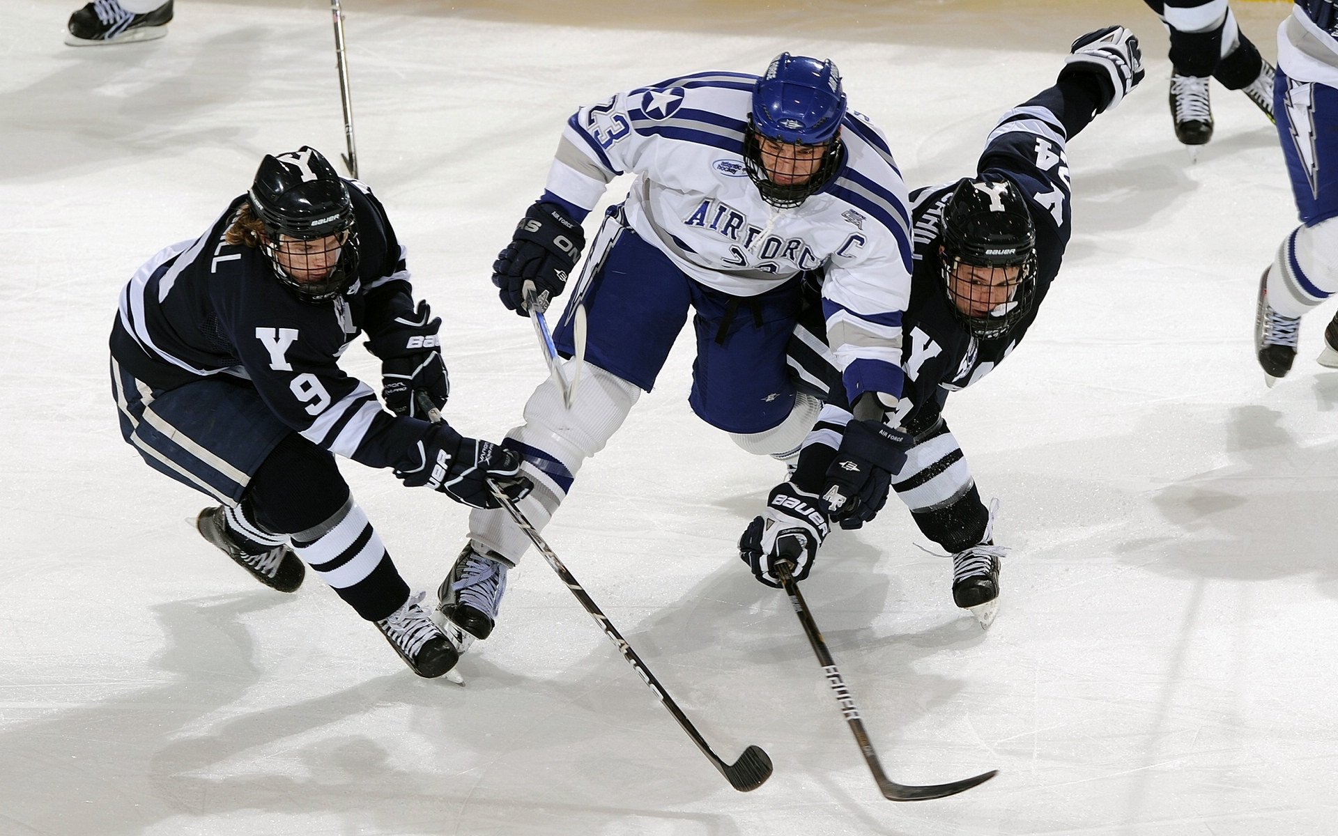 奥斯马尔·奥尔韦拉刷新个人最佳成绩，奥马尔什么水平